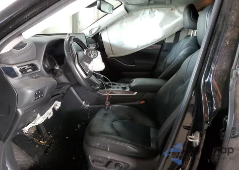 2022 Toyota Highlander Platinum из США, поврежденный, VIN 5TDFZRBH8NS209952